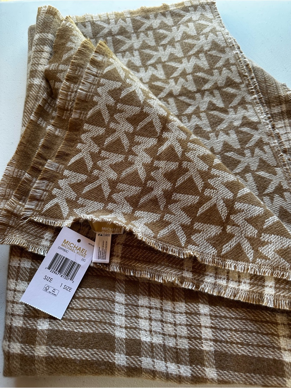 NWT Michael Kors Brown Cream Patterned Blanket Scarf